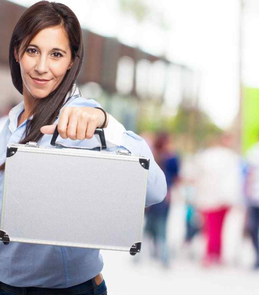 Students can work part time jobs in australia to manage their living expenses and other costs 